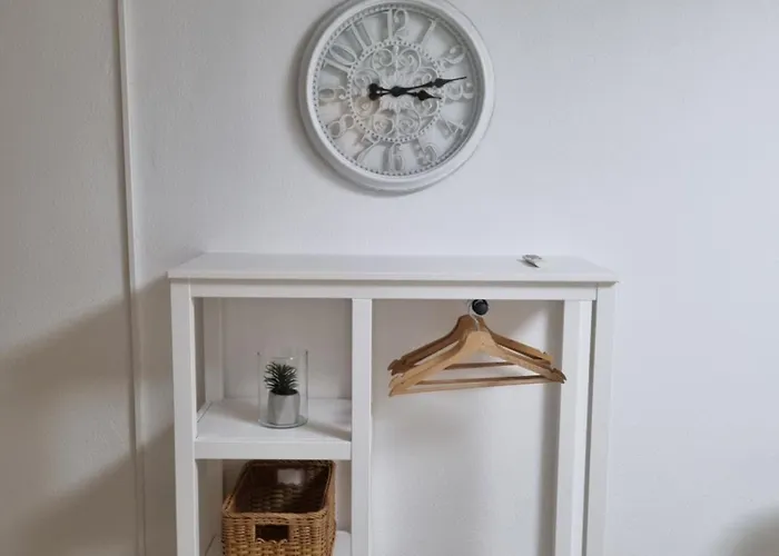 Im Untergeschoss Appartement